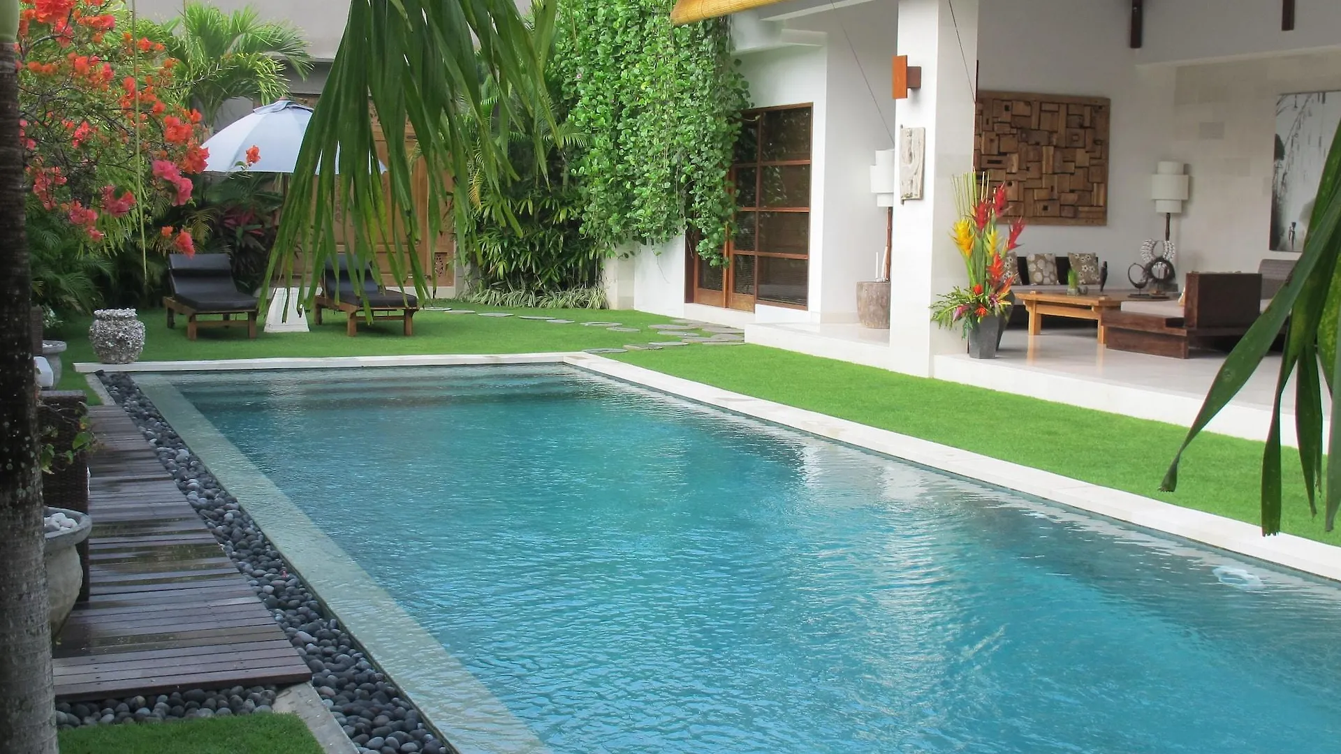 Villa Chocolat Seminyak Indonesia