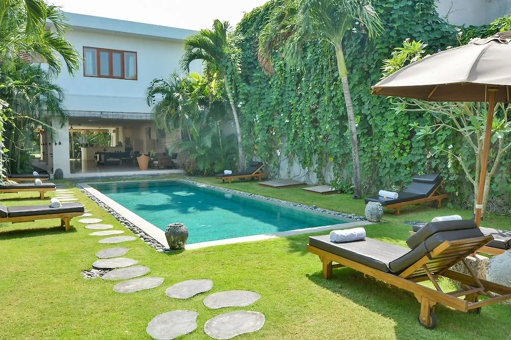 Villa Chocolat Seminyak  Seminyak (Bali)